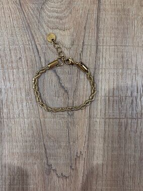 NEW⭐️Delicate Gold Rope Bracelet with Adjustable Chain